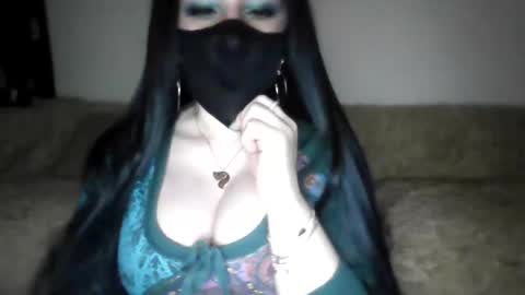 Snapshot of _adela_c chatting on 01-19-25, 06:43 Adela online show from 01-19-25, 06:43