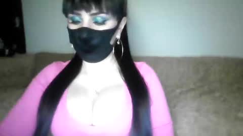 Snapshot of _adela_c chatting on 01-27-25, 09:00 Adela online show from 01-27-25, 09:00