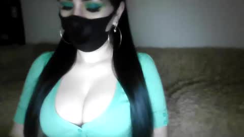 Snapshot of _adela_c chatting on 01-29-25, 09:28 Adela online show from 01-29-25, 09:28