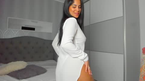 Adelle online show from 01-13-25, 06:16