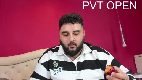 Snapshot of _alan_bear_ chatting on 03-11-25, 02:10 Alan online show from 03-11-25, 02:10