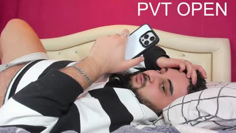 Snapshot of _alan_bear_ chatting on 03-11-25, 05:16 Alan online show from 03-11-25, 05:16