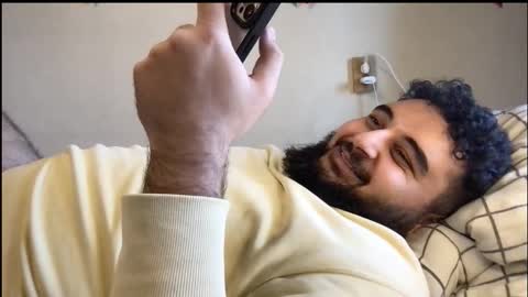 Snapshot of _alan_bear_ chatting on 10-01-25, 08:31 Alan online show from 10-01-25, 08:31