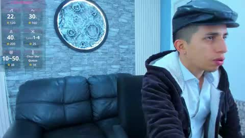 Snapshot of _alexander_gold chatting on 10-18-25, 12:17 Alexander online show from 10-18-25, 12:17