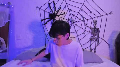 Alexander online show from 10-08-25, 04:32