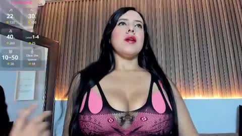 Snapshot of _alice08_ chatting on 07-22-26, 12:08 online show from 07-22-26, 12:08