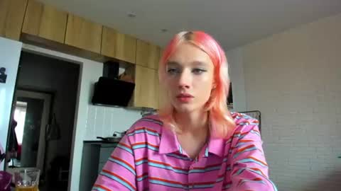 Snapshot of _alice_kitty chatting on 06-15-26, 07:43 Gaylord online show from 06-15-26, 07:43