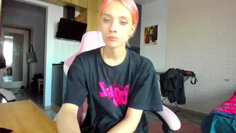 Snapshot of _alice_kitty chatting on 06-26-26, 05:06 Gaylord online show from 06-26-26, 05:06