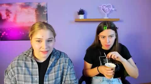 _alice_smith__ online show from 10-21-25, 08:37