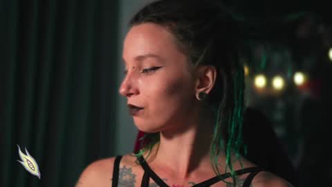 Snapshot of _alicemorrison_ chatting on 12-14-24, 03:25 Alice Morrison Mistress Datura online show from 12-14-24, 03:25