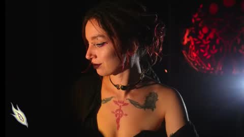 Snapshot of _alicemorrison_ chatting on 09-20-25, 06:42 Alice Morrison Mistress Datura online show from 09-20-25, 06:42