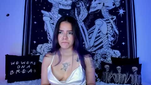 Snapshot of _alicesasha_ chatting on 05-20-26, 12:00 _alicesasha_ online show from 05-20-26, 12:00