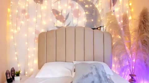 Allondra  online show from 03-09-25, 07:01