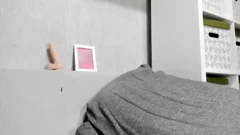 Snapshot of _alter_ego_ chatting on 02-04-25, 11:27 Alex online show from 02-04-25, 11:27