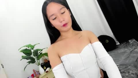 Thea online show from 11-06-25, 01:06