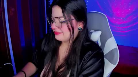 Alisa online show from 10-27-25, 04:33