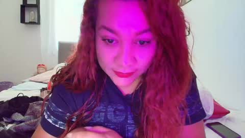 Snapshot of _always__horny chatting on 06-08-26, 08:26 Giulia...... online show from 06-08-26, 08:26