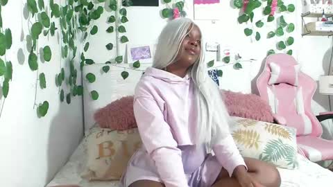 ask me  online show from 02-24-25, 12:41