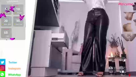 Ana Bolena online show from 09-08-25, 02:38