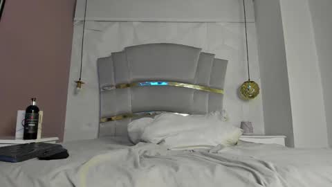 Andrew online show from 01-04-25, 01:31