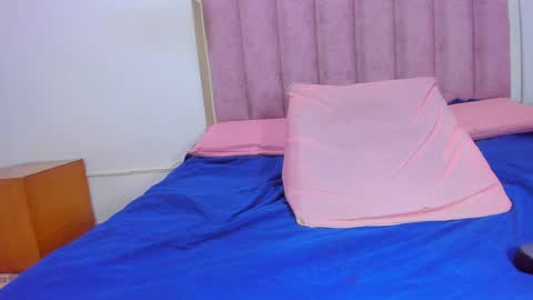 Any online show from 02-08-25, 07:16