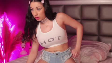 Anna online show from 02-23-25, 02:40