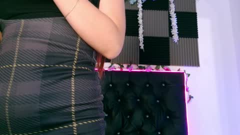 Annie Andrick online show from 04-01-26, 11:22