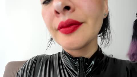 antonia online show from 12-26-24, 04:58