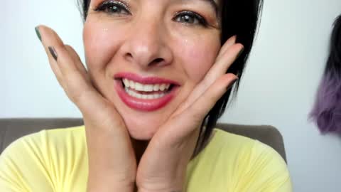 antonia online show from 01-01-25, 12:21