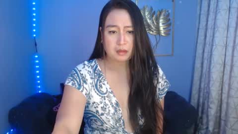Snapshot of _arah chatting on 04-23-26, 08:13 arah online show from 04-23-26, 08:13