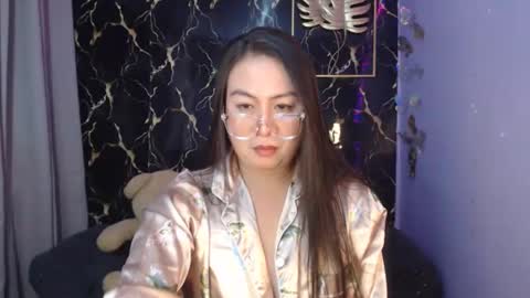 Snapshot of _arah chatting on 04-26-26, 10:46 arah online show from 04-26-26, 10:46