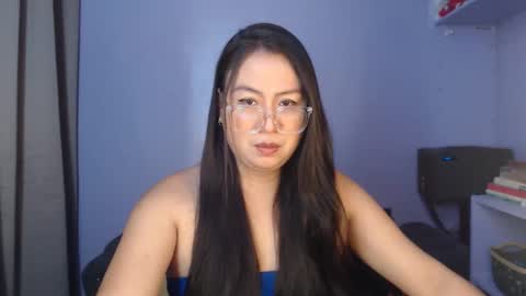 Snapshot of _arah chatting on 05-05-26, 10:12 arah online show from 05-05-26, 10:12