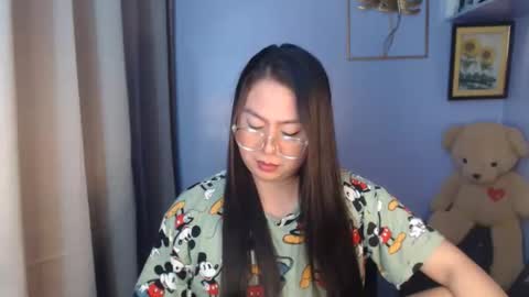 Snapshot of _arah chatting on 05-20-26, 12:17 arah online show from 05-20-26, 12:17