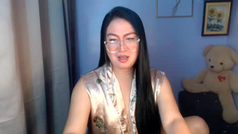 Snapshot of _arah chatting on 06-14-26, 12:30 arah online show from 06-14-26, 12:30