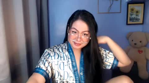 Snapshot of _arah chatting on 07-03-26, 12:28 arah online show from 07-03-26, 12:28