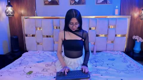 Aranza.  online show from 06-22-26, 12:13