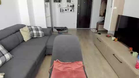 Ariana online show from 02-25-25, 04:46