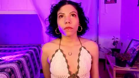 Lola online show from 02-15-26, 10:50