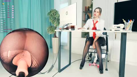 Snapshot of _artporno_ chatting on 12-04-25, 07:28 _artporno_ online show from 12-04-25, 07:28