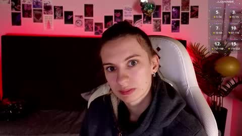 _ash_leyy_ online show from 01-10-26, 01:40