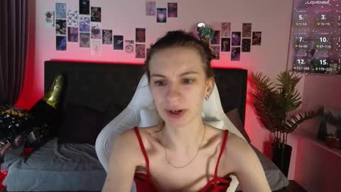 _ash_leyy_ online show from 01-14-26, 01:33