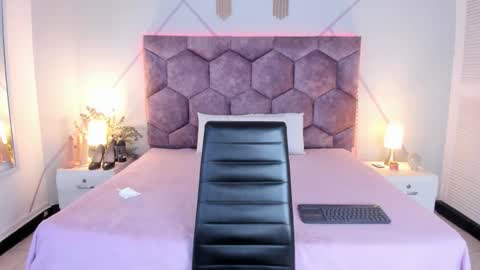 _aurora_collins_ online show from 02-19-26, 01:40