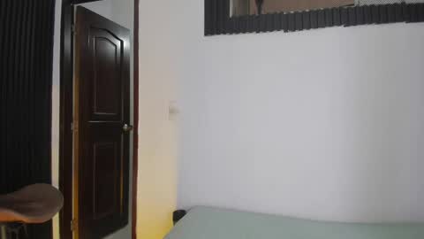 Snapshot of _axel_09 chatting on 05-16-26, 10:36 _axel_09 online show from 05-16-26, 10:36