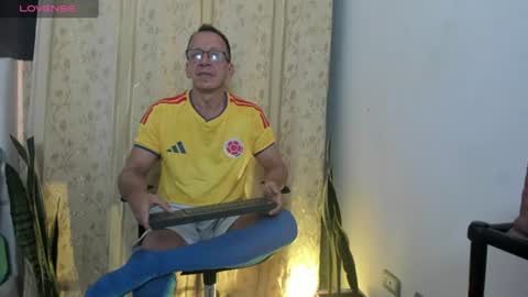 Snapshot of _axelking1_ chatting on 07-03-26, 11:38 Axel online show from 07-03-26, 11:38