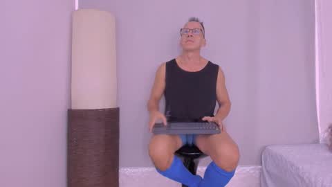 _axelking_ online show from 11-12-25, 11:32