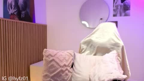 hell y online show from 10-14-25, 01:50