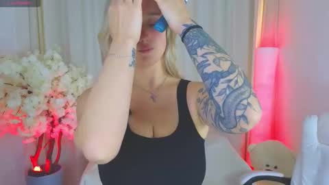 Jess online show from 10-24-25, 03:36