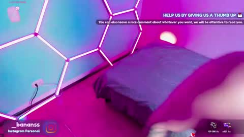 Snapshot of _baterchatur chatting on 02-11-25, 07:23 Lunita online show from 02-11-25, 07:23