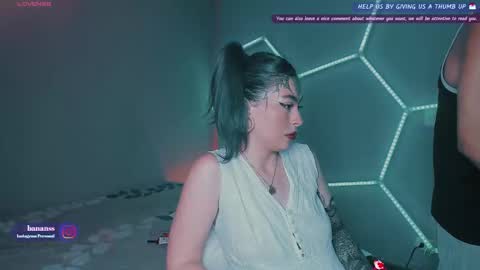 Snapshot of _baterchatur chatting on 02-20-25, 09:11 Lunita online show from 02-20-25, 09:11