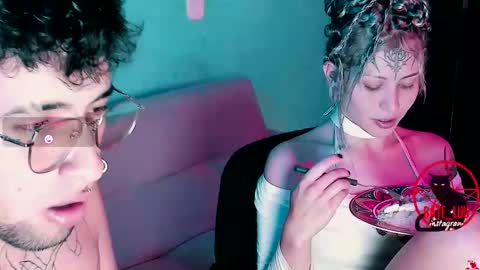 Snapshot of _baterchatur chatting on 09-27-25, 04:17 Lunita online show from 09-27-25, 04:17